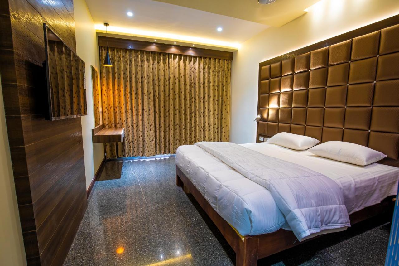 Hotel Vijayarani Tiruchirappalli Ngoại thất bức ảnh